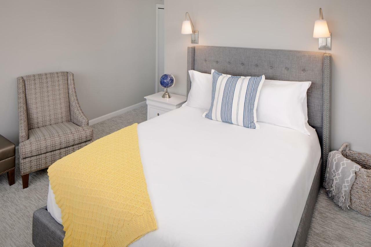 Inn At Harbor Hill Marina 니안틱 외부 사진